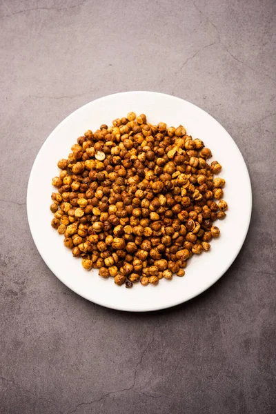 Picante Crocante Torrado Frito Grão Bico Futana Com Páprica Foco — Fotografia de Stock