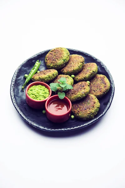 Хара Бхара Кабаб Кебаб Индийский Вегетарианский Рецепт Закуски Подается Зеленым — стоковое фото