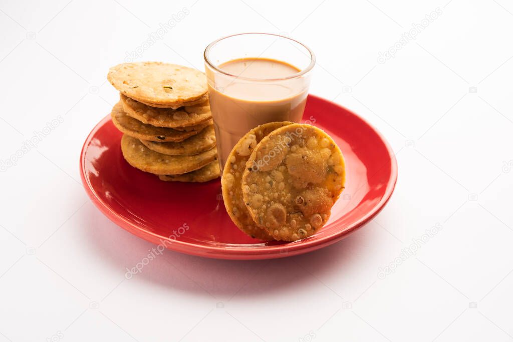 Thattai or Nippattu or Chekkalu is a south Indian deep fried snack made with rice flour prepared during Janmashtami or Sri Krishna Jayanthi festival