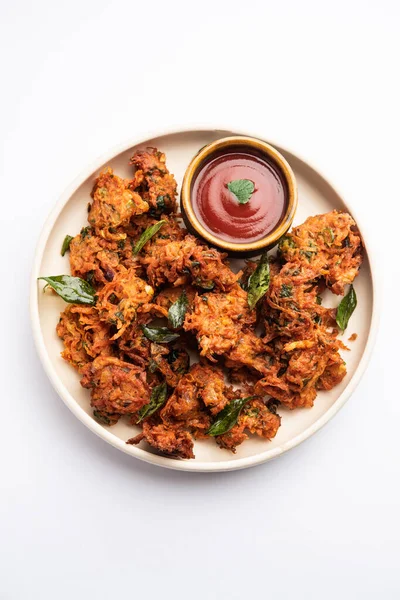 Cenoura Fritters Gajar Pakore Pakode Bajji Bhaji Lanche Indiano Servido — Fotografia de Stock