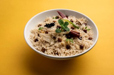 Lezzetli Baharatlı Chana Pulao veya Pulav veya pilav Basmati Rice ve nohut ile pişirilmiş baharatlı siyah veya beyaz nohut