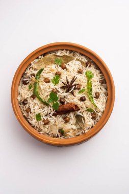 Lezzetli Baharatlı Chana Pulao veya Pulav veya pilav Basmati Rice ve nohut ile pişirilmiş baharatlı siyah veya beyaz nohut