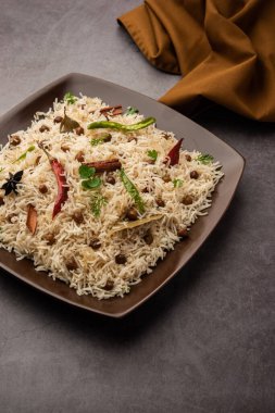 Lezzetli Baharatlı Chana Pulao veya Pulav veya pilav Basmati Rice ve nohut ile pişirilmiş baharatlı siyah veya beyaz nohut