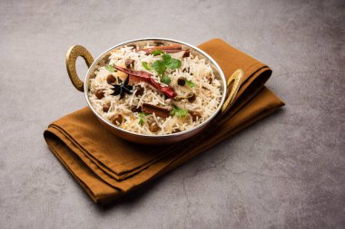 Lezzetli Baharatlı Chana Pulao veya Pulav veya pilav Basmati Rice ve nohut ile pişirilmiş baharatlı siyah veya beyaz nohut