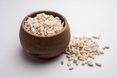 Patlamış pirinç ya da Nel Pori Puff Lahi ya da Karthigai Pori olarak da bilinir.