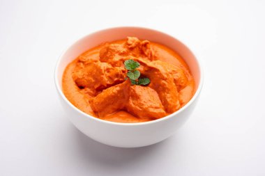 Hint tavuğu Tikka masala kasede. Asya 'da vejetaryen olmayan