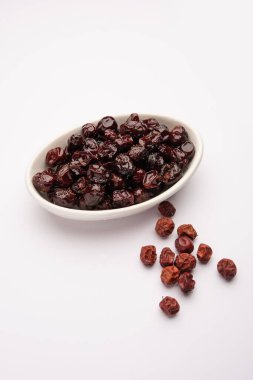 Hint jübbesi, dut ya da beresi tatlı ve ekşi tadı olan jaggery şurubunda kaynatılmış Labdo, tipik yol kenarı atıştırmalıkları.