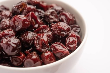 Hint jübbesi, dut ya da beresi tatlı ve ekşi tadı olan jaggery şurubunda kaynatılmış Labdo, tipik yol kenarı atıştırmalıkları.