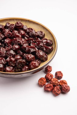 Hint jübbesi, dut ya da beresi tatlı ve ekşi tadı olan jaggery şurubunda kaynatılmış Labdo, tipik yol kenarı atıştırmalıkları.