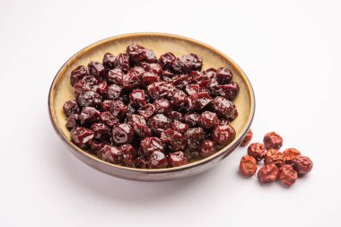 Hint jübbesi, dut ya da beresi tatlı ve ekşi tadı olan jaggery şurubunda kaynatılmış Labdo, tipik yol kenarı atıştırmalıkları.