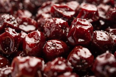 Hint jübbesi, dut ya da beresi tatlı ve ekşi tadı olan jaggery şurubunda kaynatılmış Labdo, tipik yol kenarı atıştırmalıkları.