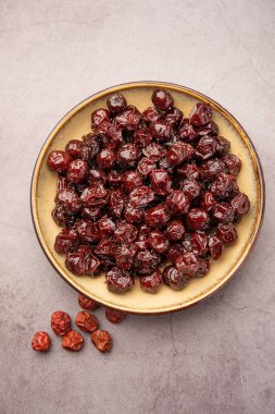 Hint jübbesi, dut ya da beresi tatlı ve ekşi tadı olan jaggery şurubunda kaynatılmış Labdo, tipik yol kenarı atıştırmalıkları.