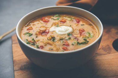 Desi Ghee ile kızartılmış et mi yoksa tereyağı mı? Hindistan 'ın en popüler ana yemek tarifi.