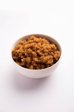 Kada Prasad bir buğday ya da atta yarısıdır. Kuzey Hindistan 'da unlu bir tatlıdır. Genellikle Punjabi ya da Sikh Gurdwarato' da servis edilir.