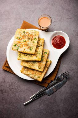 Ekmek omleti Hindistan 'dan hızlı ve kolay bir kahvaltıdır. Yumurta hamuruna baharat ve sığ yağda kızartılmış taze ekmek dilimleri. Domates, ketçap ve çayla servis edilir.