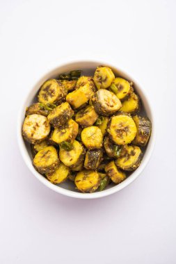 Hindistan 'ın kıyı bölgelerinde popüler olan ham muz sabzi veya kacchey kele ki sabji kerla, goa ve maharashtra gibi eyaletler