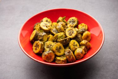 Hindistan 'ın kıyı bölgelerinde popüler olan ham muz sabzi veya kacchey kele ki sabji kerla, goa ve maharashtra gibi eyaletler
