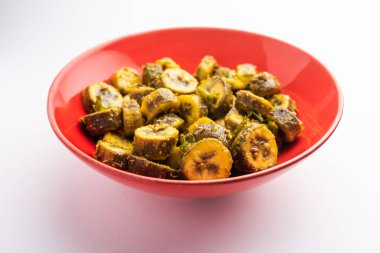 Hindistan 'ın kıyı bölgelerinde popüler olan ham muz sabzi veya kacchey kele ki sabji kerla, goa ve maharashtra gibi eyaletler