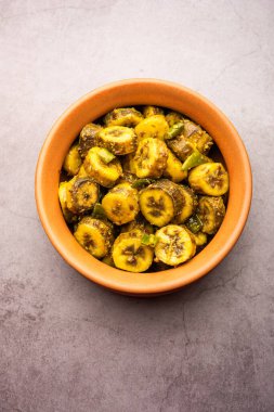 Hindistan 'ın kıyı bölgelerinde popüler olan ham muz sabzi veya kacchey kele ki sabji kerla, goa ve maharashtra gibi eyaletler