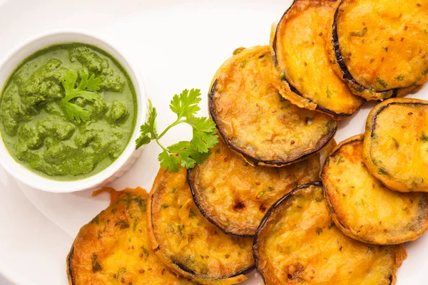 Brinjal Saboroso Pakora Batatas Fritas Berinjela Crocante Lanche Indiano Hora — Fotografia de Stock