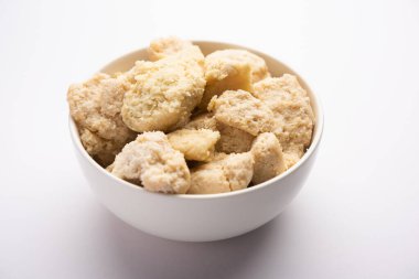 Khoa, Khua, khoya, veya mawa, Hindistan 'ın alt kıtasının mutfağında yaygın olarak kullanılan bir mandıra gıdası.