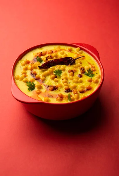 Punjabi Style Dahi Boondi Kadhi Oder Kadi Oder Curry — Stockfoto