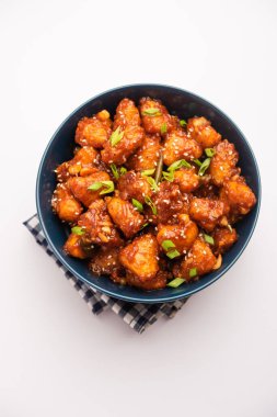 Biberli su kestanesi, çıtır çıtır Hint Çin yemeği ya da Singada kullanarak yapılan atıştırmalıklar.