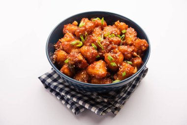 Biberli su kestanesi, çıtır çıtır Hint Çin yemeği ya da Singada kullanarak yapılan atıştırmalıklar.