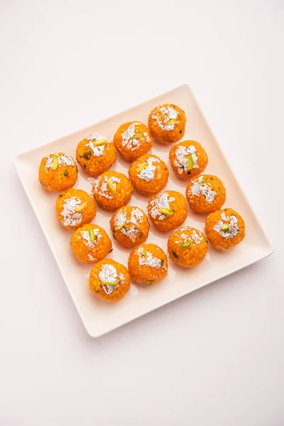 印度甜甜的主菜或豆豆 用克面粉制成 小球或小球 在制成球之前先在糖蜜中油炸和浸透 — 图库照片