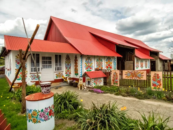 Zalipie -  malowana wies w poudniowo-wschodniej Polsce