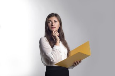 Klasörü el ile Office kız