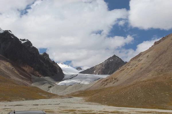 Yazın güzel manzara, Pakistan Karakoram Otoyolu