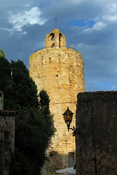 Tower Pals, Girona, Costa Brava, Cataluña, España — Foto de Stock