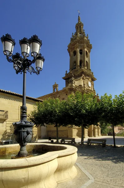 Igreja de Cuzcurrita de Rio Tiron, La Rioja, Espanha — Fotografia de Stock