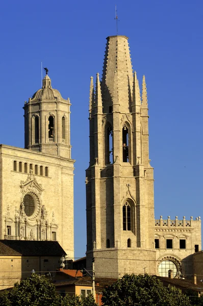 Katedrála a kostel Sant Feliu, Girona, Katalánsko, Španělsko — Stock fotografie