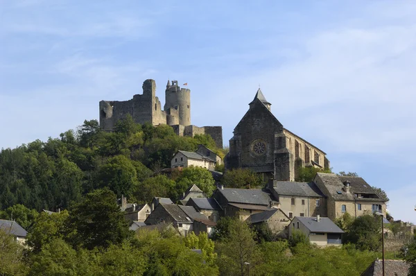 Castello e Chiesa di Najac, Aveyron, Francia — Foto Stock