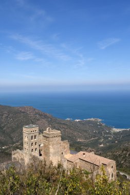 Sant Pere de Rodes, Girona Eyaleti, Ca Benedictine Manastırı