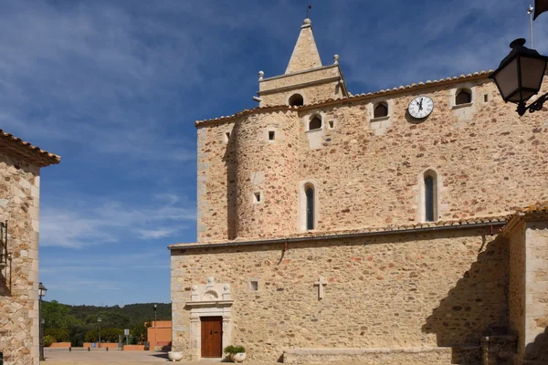 Chiesa di Sant Esteve di Mont-Ras, Baix Emporda, provincia di Girona , — Foto Stock