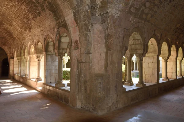 Cloître du Monastère de Vilabertran, province de Gérone, Catalogne, Espagne — Photo