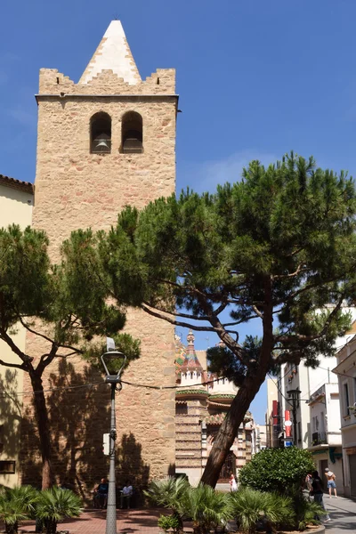 Iglesia de Sant Roma en Lloret de Mar, Costa Brava, provincia de Girona, España — Foto de Stock