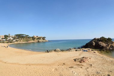 Palamos 'taki La Fosca plajı, Costa Brava, Girona ili, Katalonya, İspanya