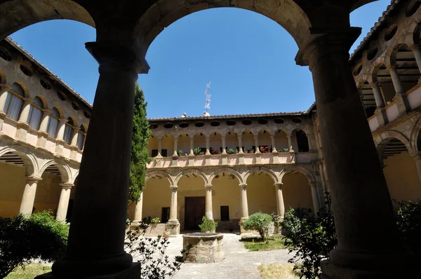 Chiostro Del Convento Dei Carmelitani Nella Provincia Rubielos Mora Teruel — Foto Stock