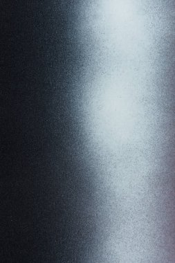 Kağıt arka planda siyah ve beyaz sprey boya