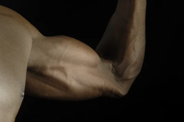 Un homme noir au corps musclé — Photo