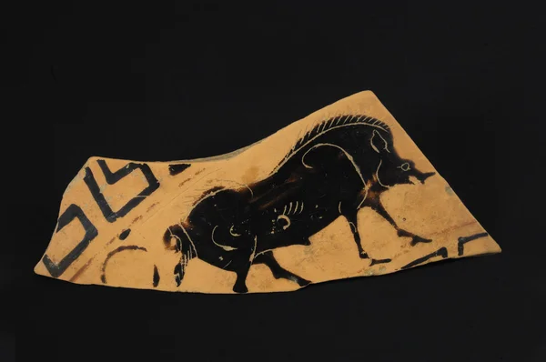 Greek/roman painting on a piece of vase with black background
