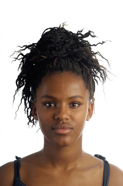 Retrato de jovem mulher negra — Fotografia de Stock