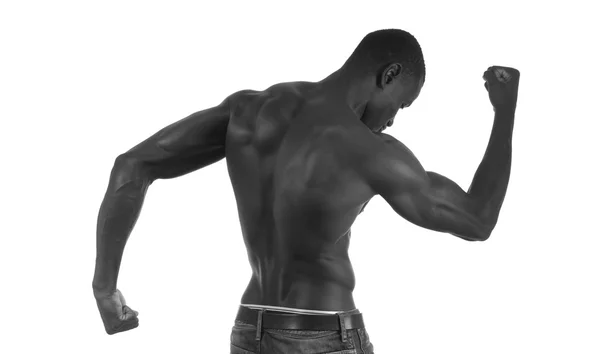 Parte de trás de um homem africano nu, fundo branco — Fotografia de Stock