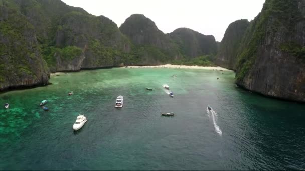 Letecký snímek na Maya Beach Phuket, Thajsko. — Stock video