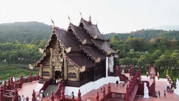 Luftaufnahme auf königliche Flora rajchapurk chiang mai, Thailand. — Stockvideo