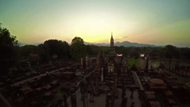 Létající Shot v Sukhothai, Thajsko — Stock video